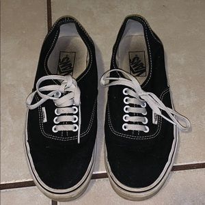 B&W low top vans